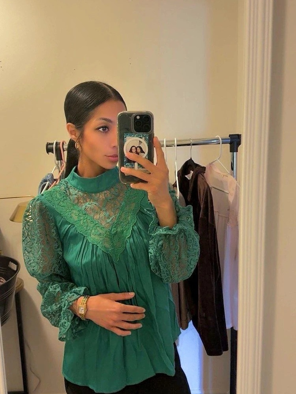 VICI Lace Sleeve Blouse in Green Size Extra Small Like New